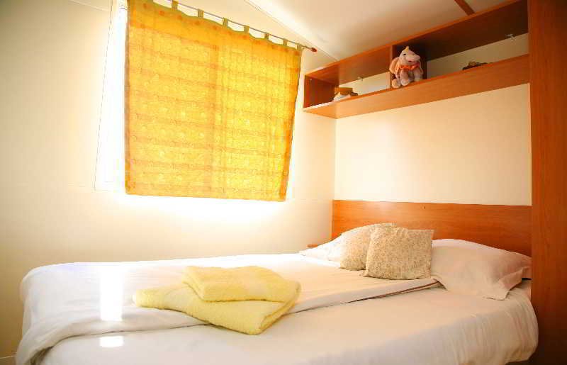 Camp Dole Zivogosce Hotel พอดโกรา ภายนอก รูปภาพ