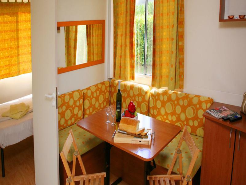 Camp Dole Zivogosce Hotel พอดโกรา ภายนอก รูปภาพ